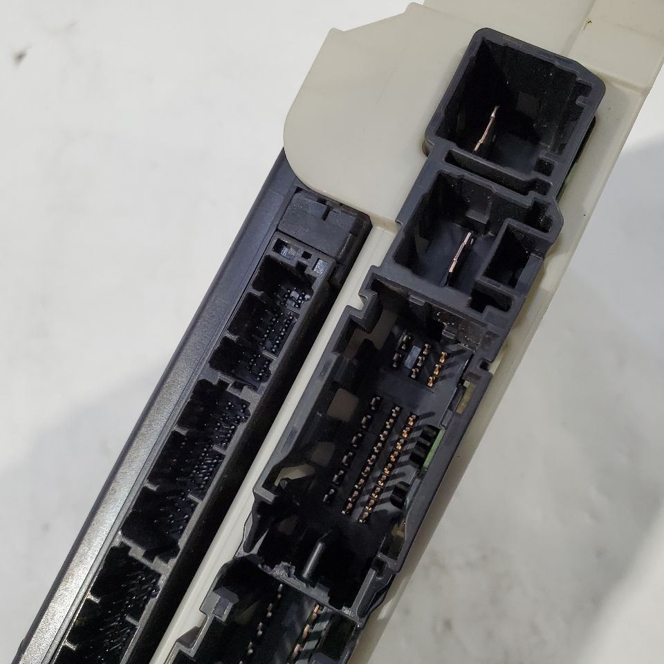 2020 Toyota Corolla OEM Multiplex Network Module 89221-12j40