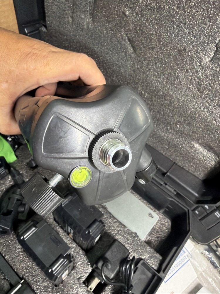 Laser Level with Tripod, 4x360° Self Leveling ±4° Laser Level, Remote Control