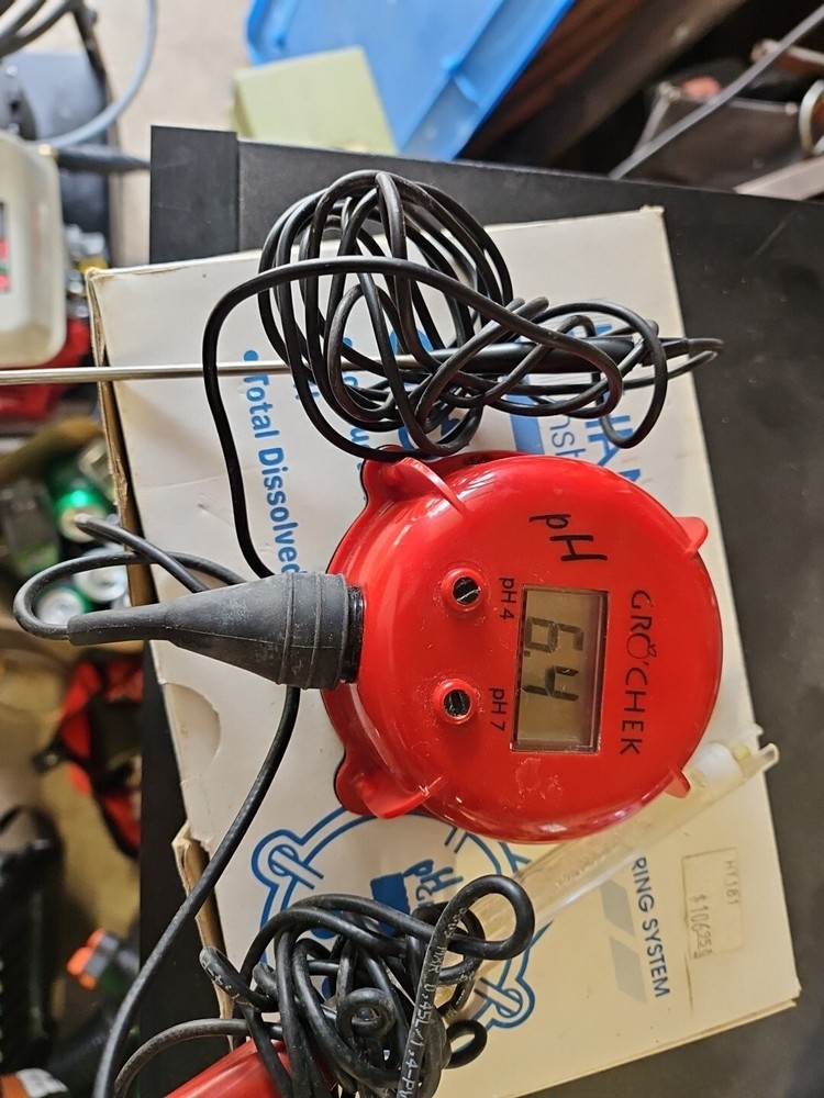 Hanna Instruments GroCheck pH meter Complete, Tested, Works