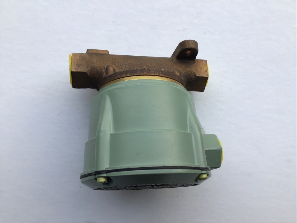 Custom Control Sensors Flow Switch 6255F52S