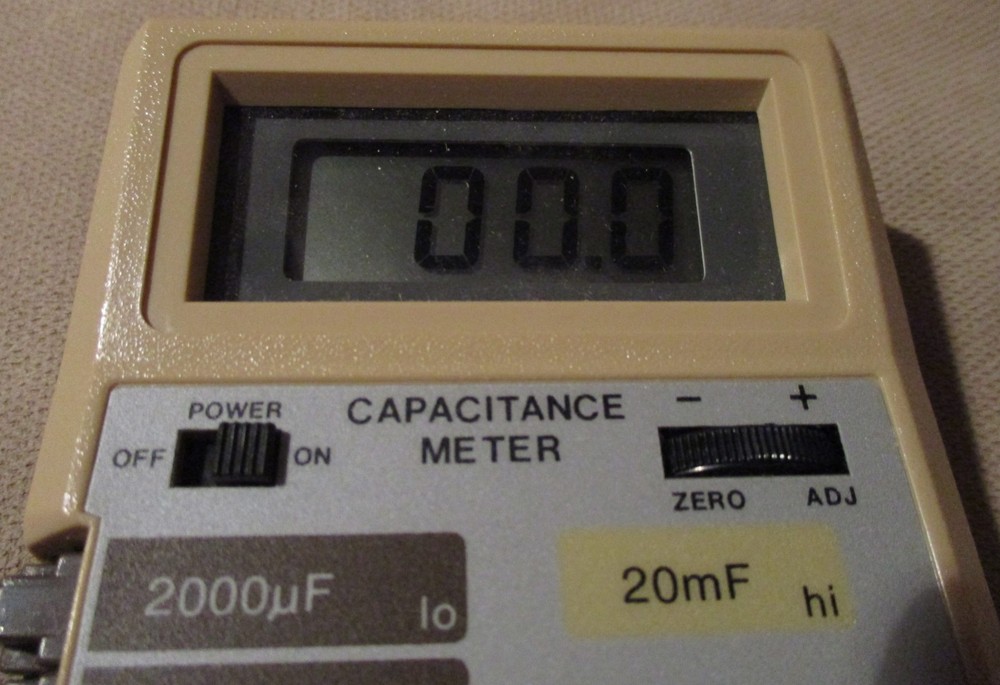 BK Precision Dynascan Corporation Capacitance Meter, Model 810 Test Instruments