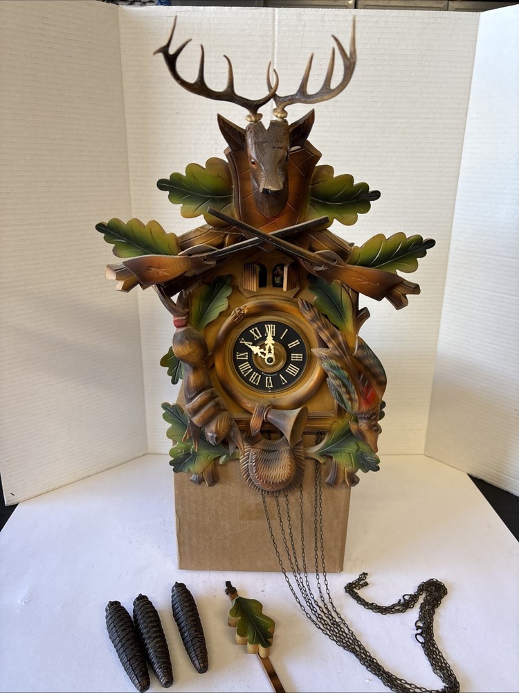 Vintage German Hunting Theme Cuckoo Clock Complete Multicolor Untested