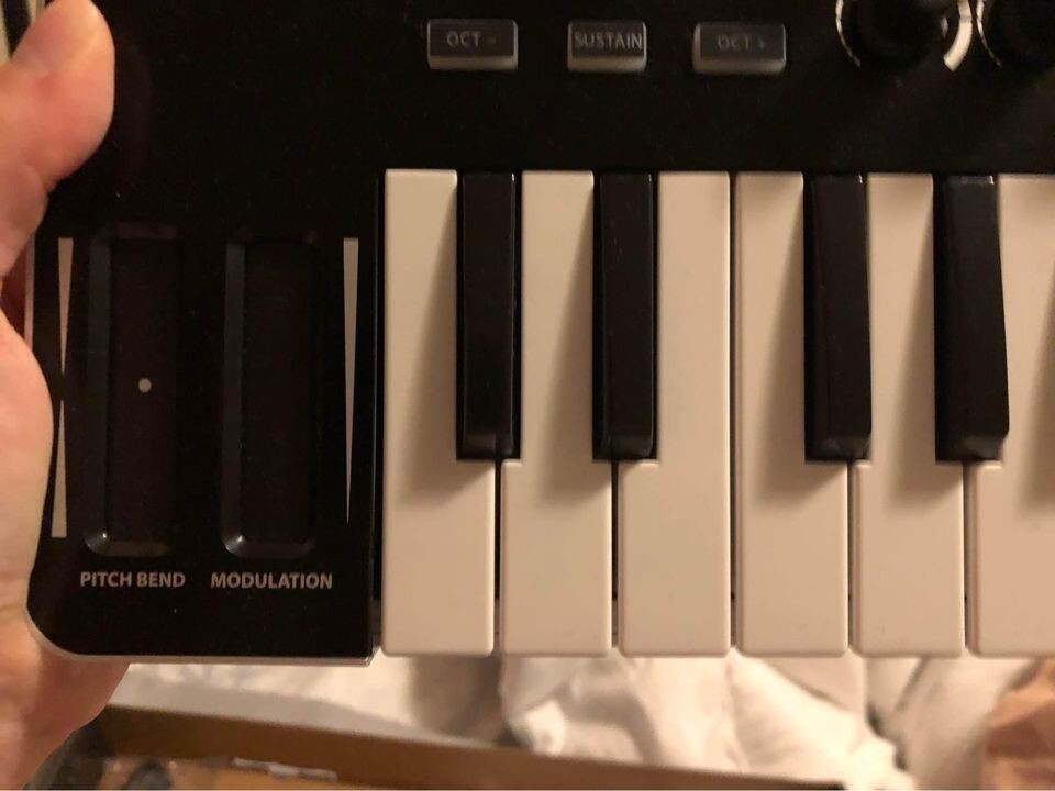 Samson Graphite M25 USB MIDI Controller 25-Key Keyboard
