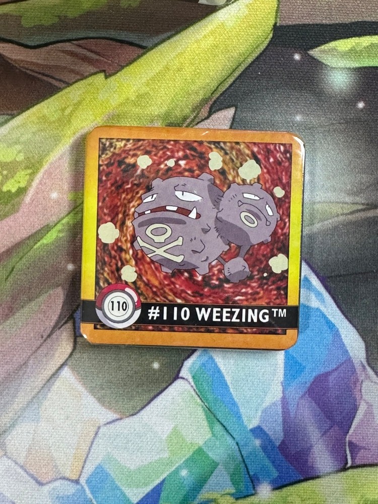 Weezing 110 - Series 1 Sticker Magnet