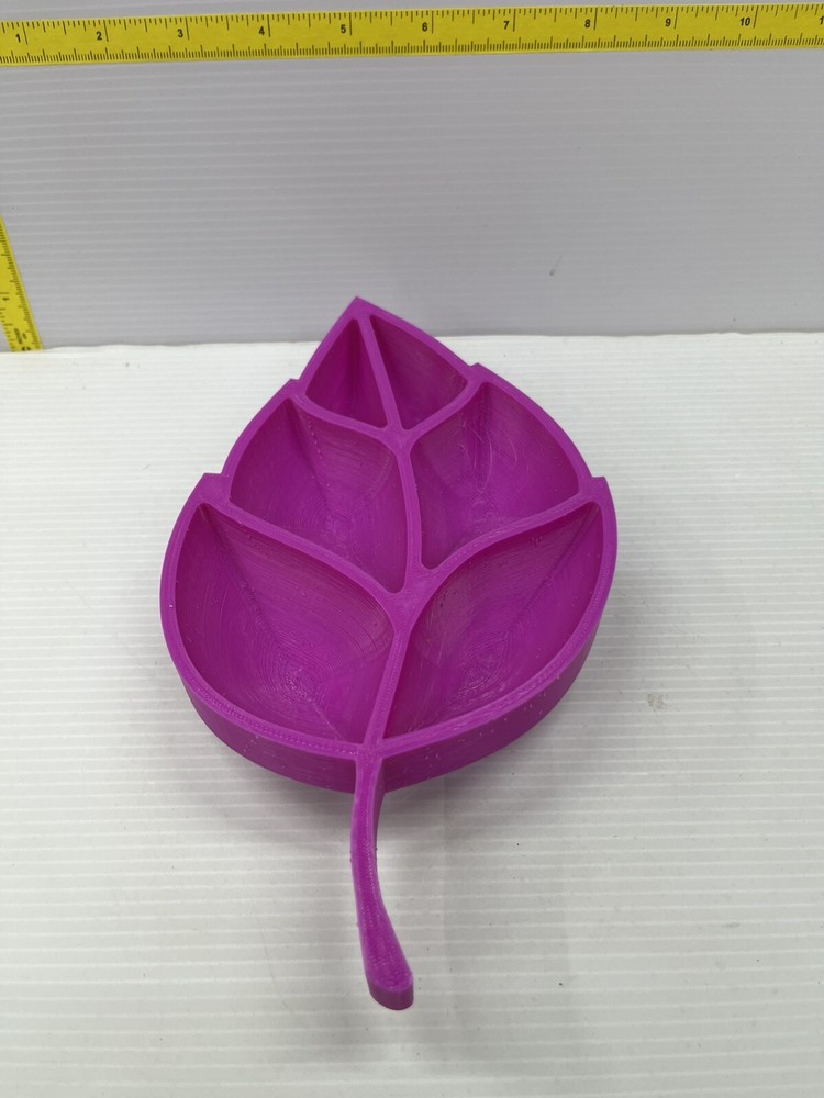 Leaf Shaped Candy/Trinket Dish 8.5”s Fuscia