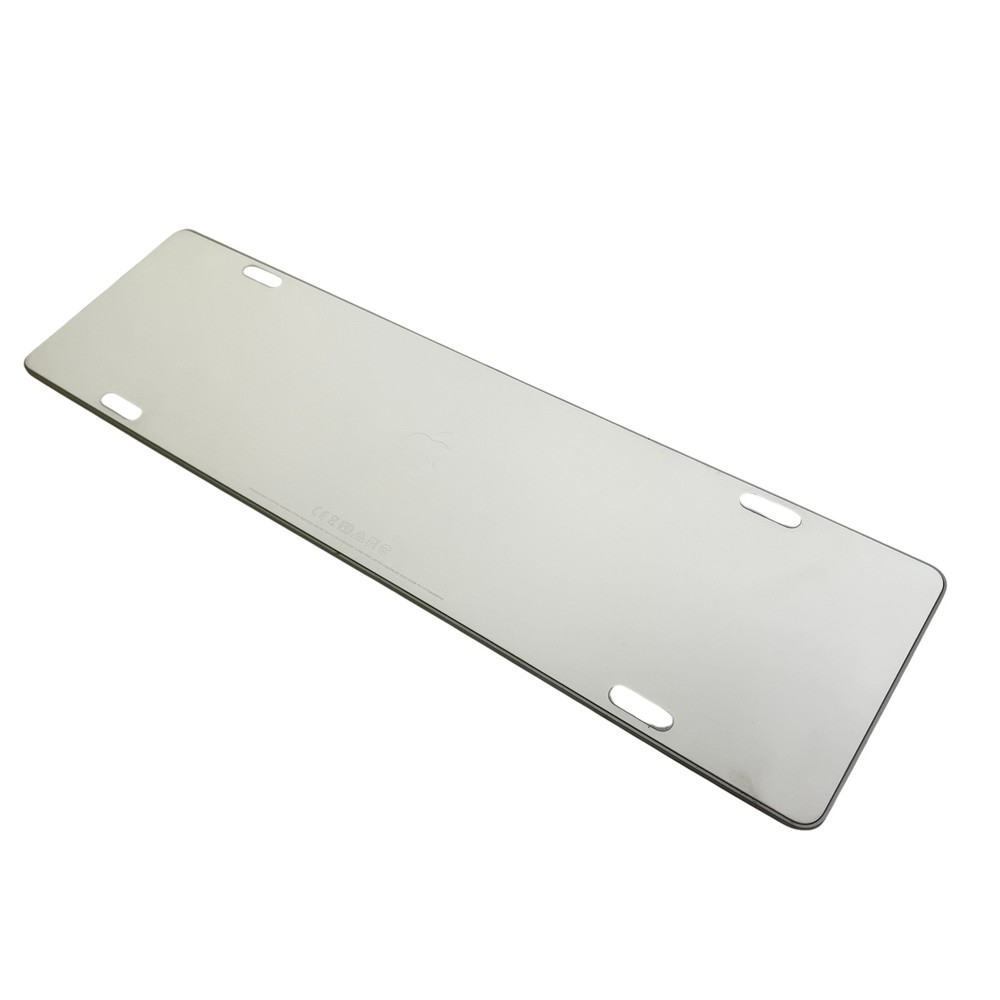 Apple A2520 EMC 3957 Wireless Bluetooth Magic Keyboard