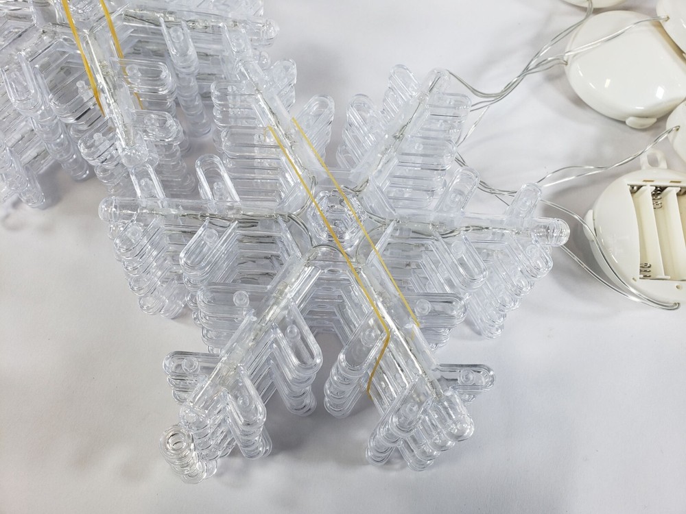 Tujoe 10 Pcs Christmas Window Lights Decorations w/ Timer Snowflake, White