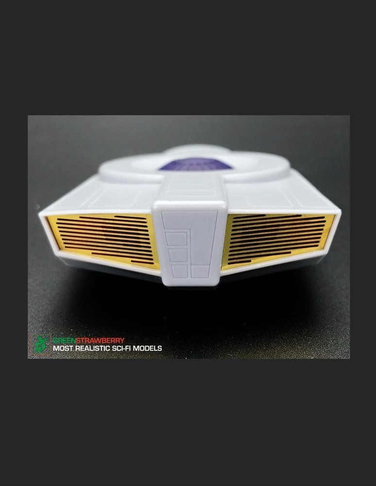 Green Strawberry 1/350 Star Trek Constitution Class (Refit) - Impulse engine