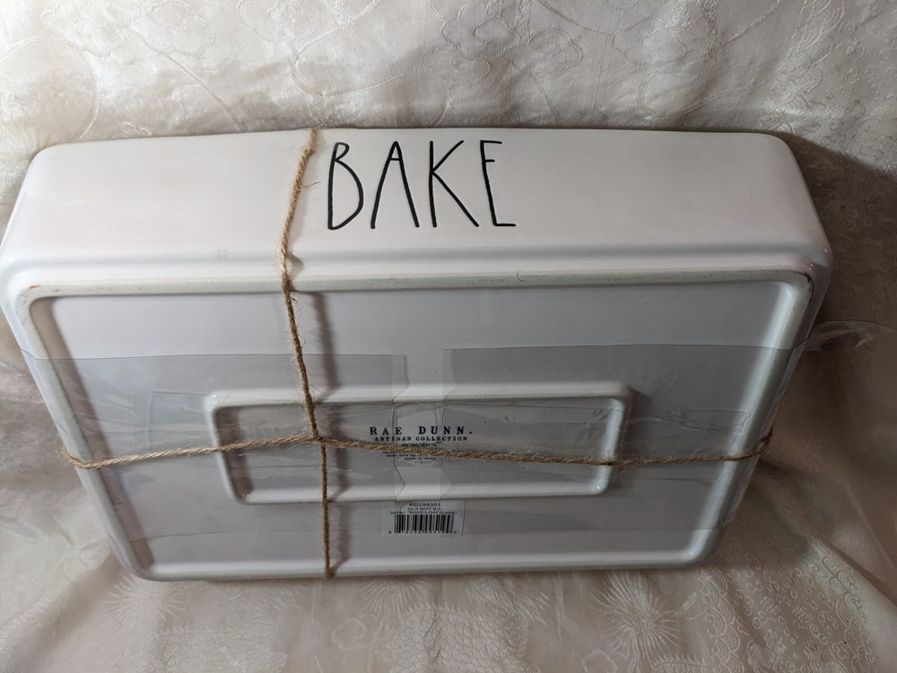 Rae Dunn 3 Piece Bakeware Set New