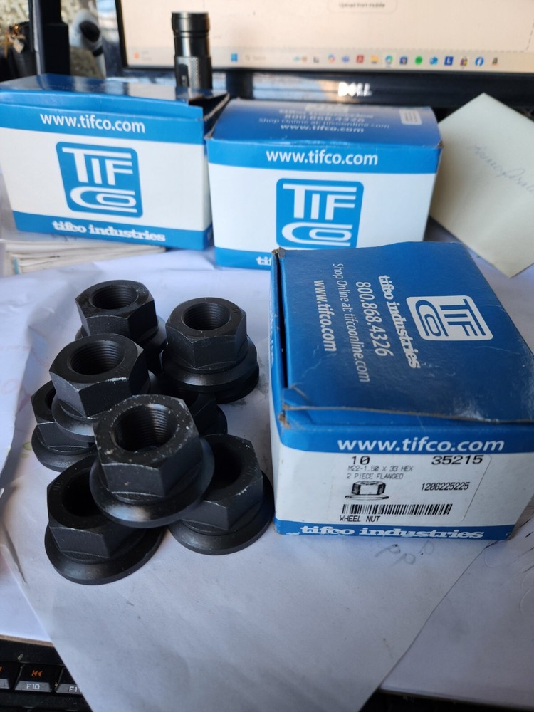10 Two Piece Flanged M22x1.5 Wheel Nuts 33mm Hex