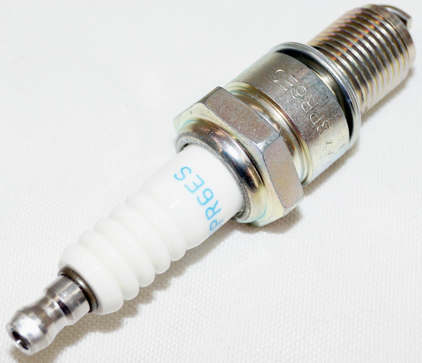 Set of 10 NGK 7131 Nickel Spark Plugs BPR6ES for Small Engines & Porsche VW Audi