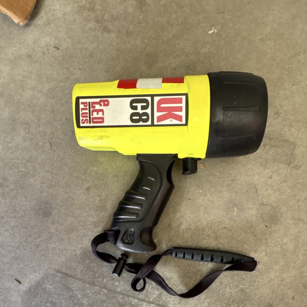 Underwater Kinetics C8 eLED Plus Waterproof Scuba Dive Light Flashlight