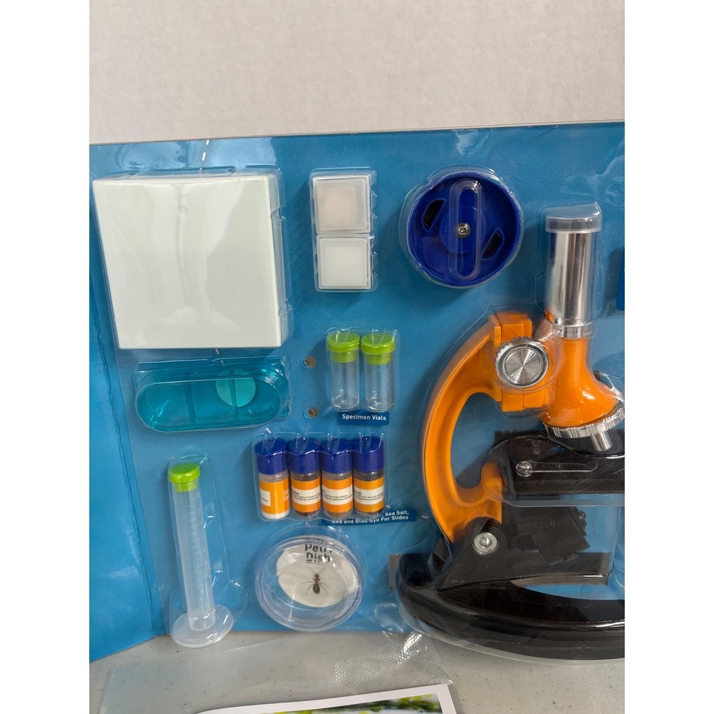 Discovery Microscope Science Kit STEM Set with Tools and Specimen Vials