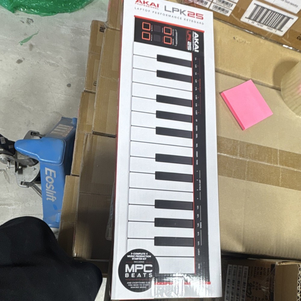 Akai LPK25 Laptop Performance Keyboard Controller 25 Keys USB Software Synth