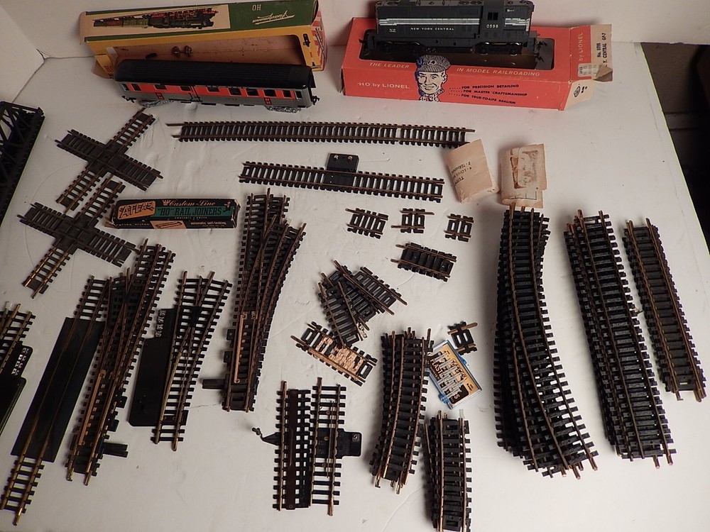 Fleischmann HO Train Set Transformer 502 & 524, 66 pcs. Assorted Track Germany