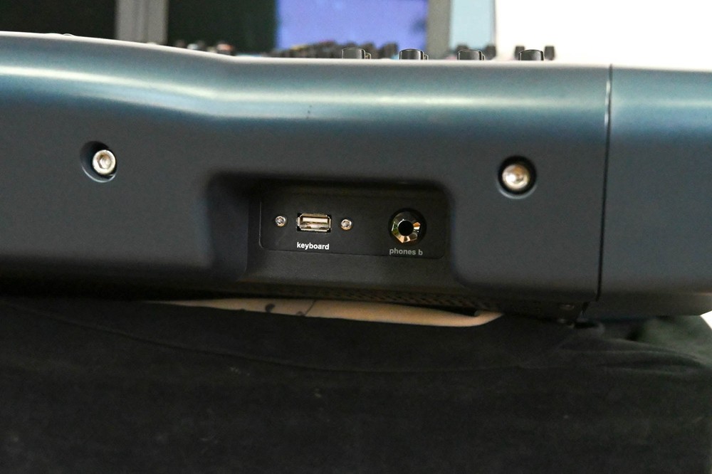 Midas PRO X Control Surface with Neutron High-Performance Audio System CG01ZPK