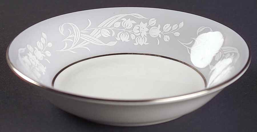 Royal Doulton Valleyfield Fruit Dessert  Bowl 565222
