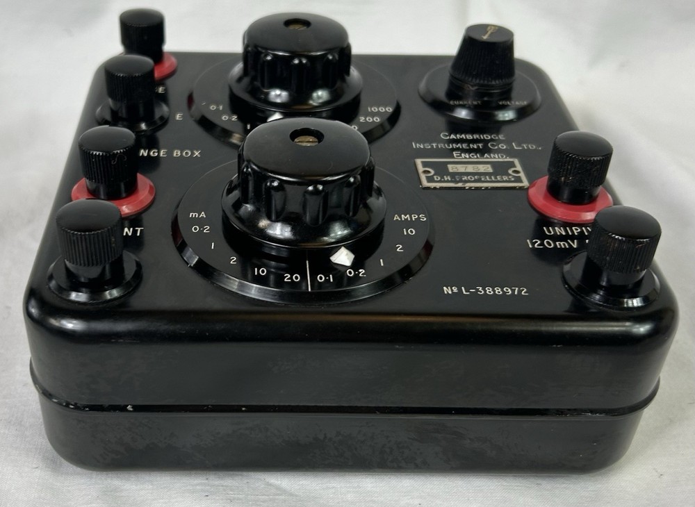 Vintage Cambridge Unipivot Galvanometer D.C. Range Meter, Aeronautical Testing