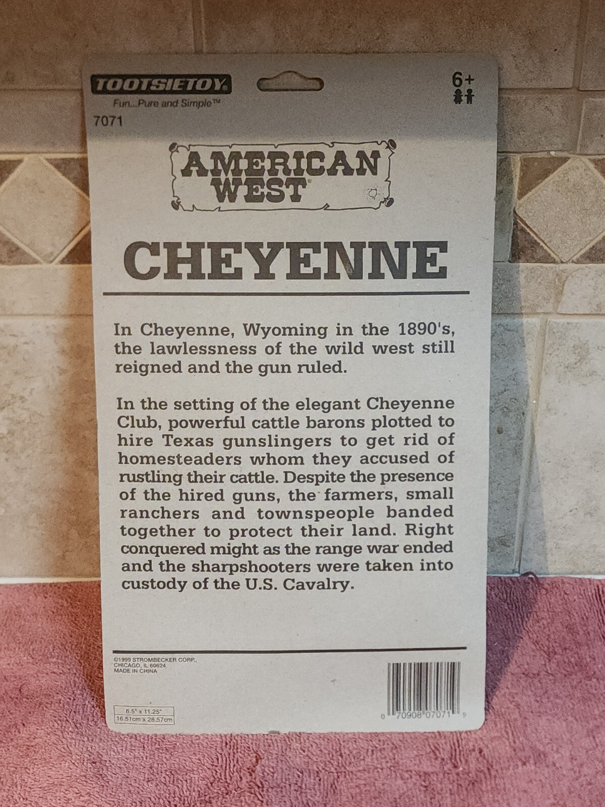 Tootsietoy #7071 American West Cheyenne Pistol Set New in Package (1999)