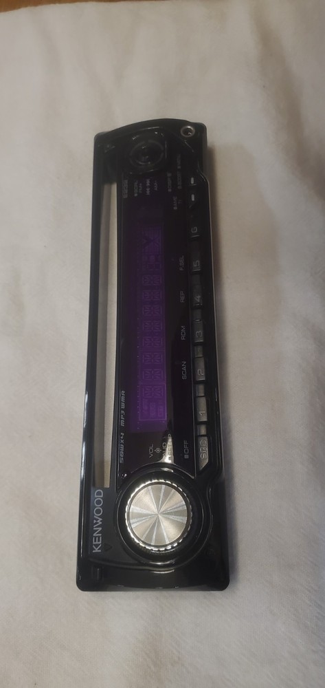 Kenwood E232 Car Stereo Removable Faceplate