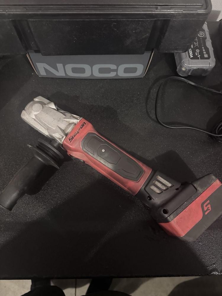 Snap-On Tools CTGR8850 Cordless Angle Grinder
