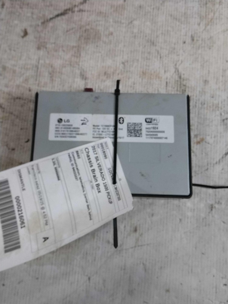 2017 Chevrolet Silverado 1500 Telematics Interface Module OEM 84221924
