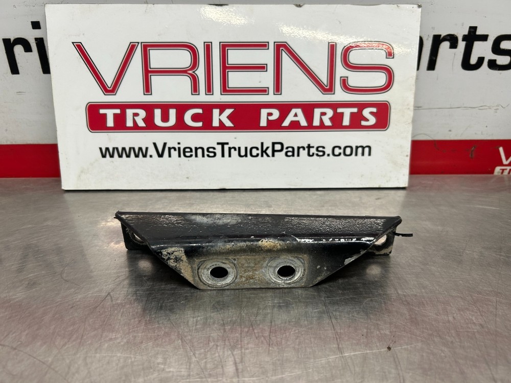 PETERBILT 15-04936 SUPPORT P123