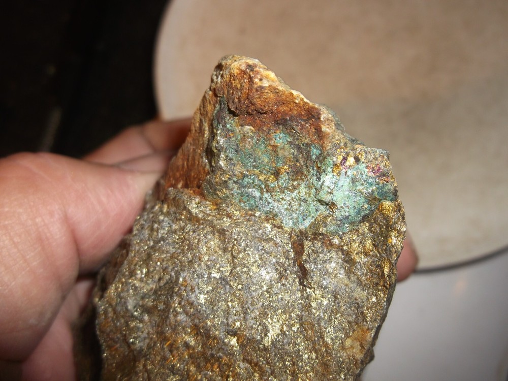 Gold, silver, copper, 221 grams samples ,ore high grade .