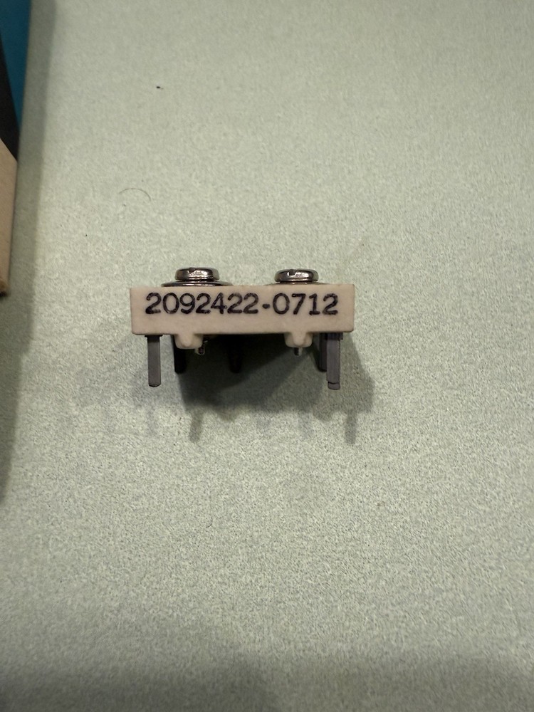 Bendix Radio Replacement Part 2092422-0712