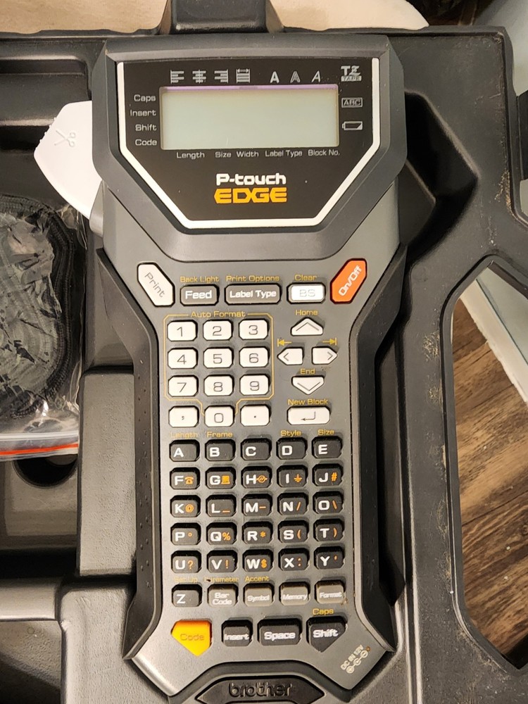 Brother P-touch EDGE Electronic Label Maker PT-7500 Tested Working