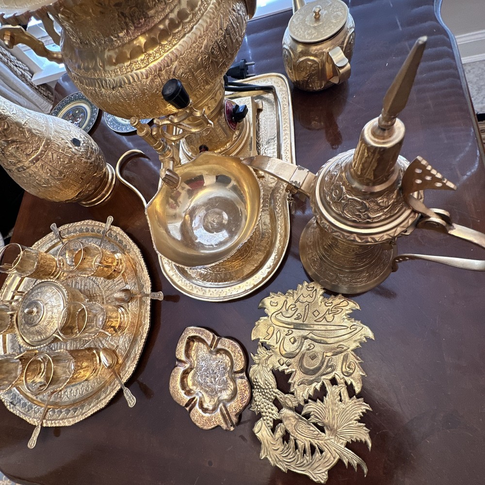 SAMOVAR