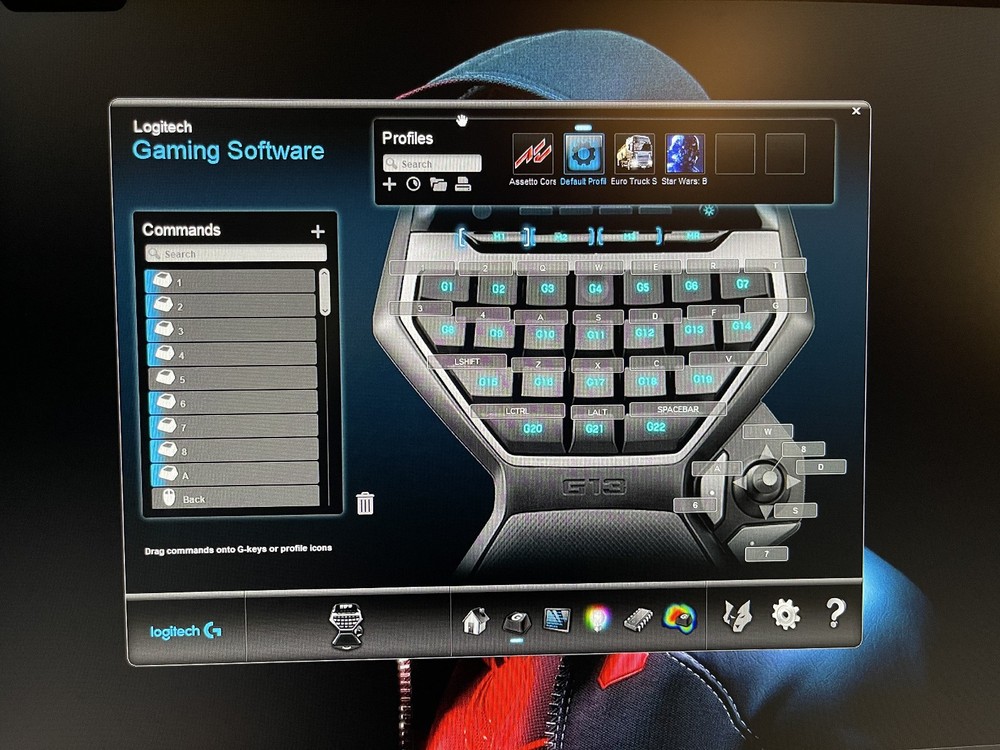 Logitech G13 Advanced Programmable Gameboard with LCD Display Black Y-U0002 EUC