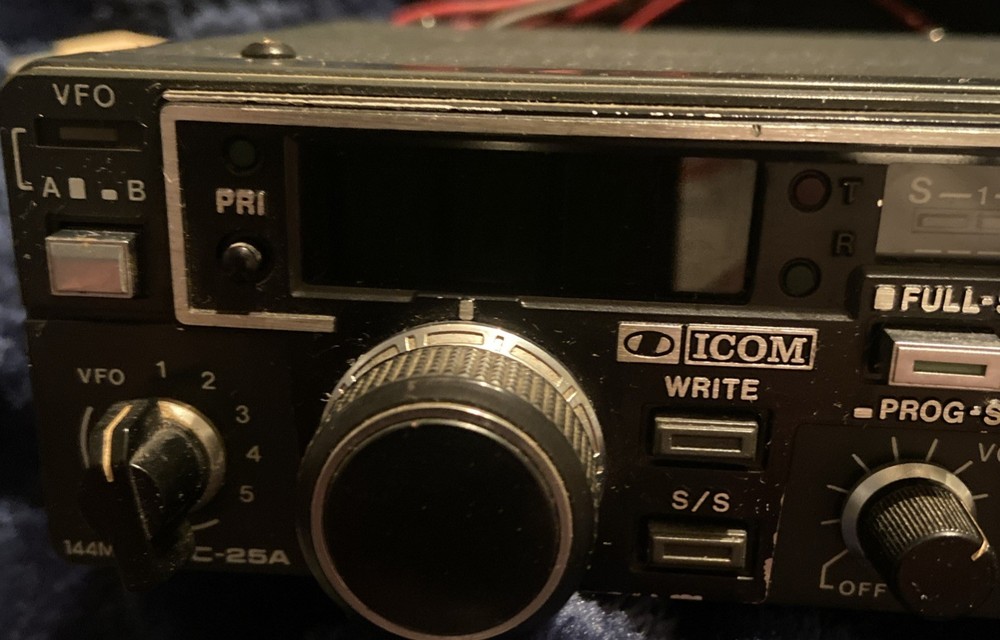 ICOM IC 25A VHF 2 METERS TRANSCEIVER TESTED