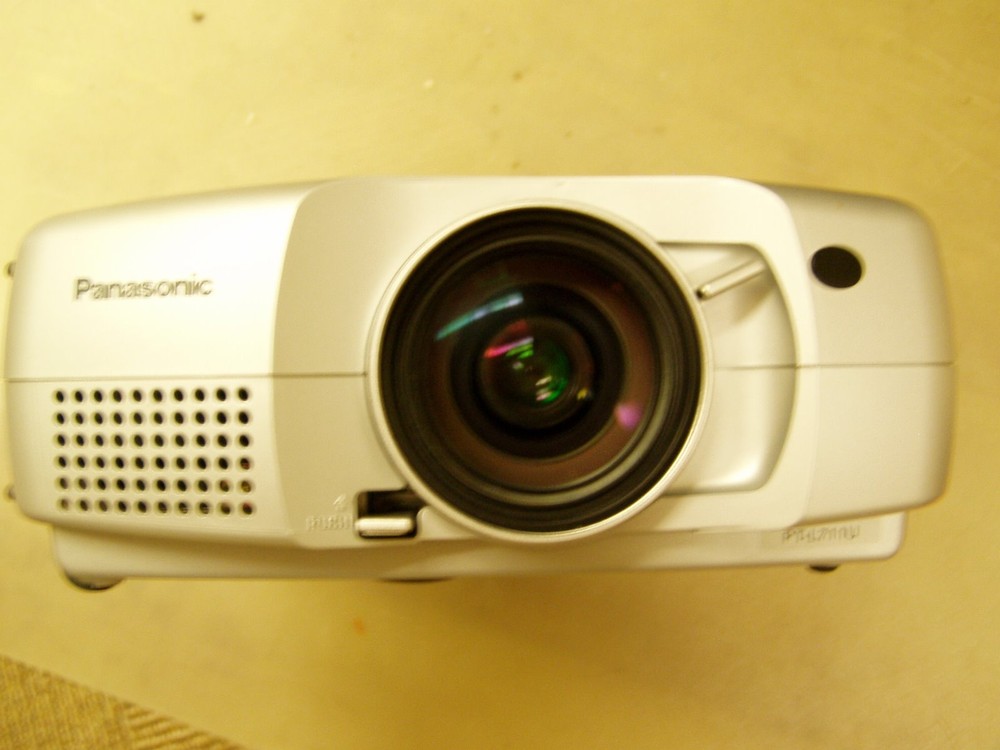 Panasonic 1400LM Full Screen Projector PT-L711U with ceiling mount bracket wide