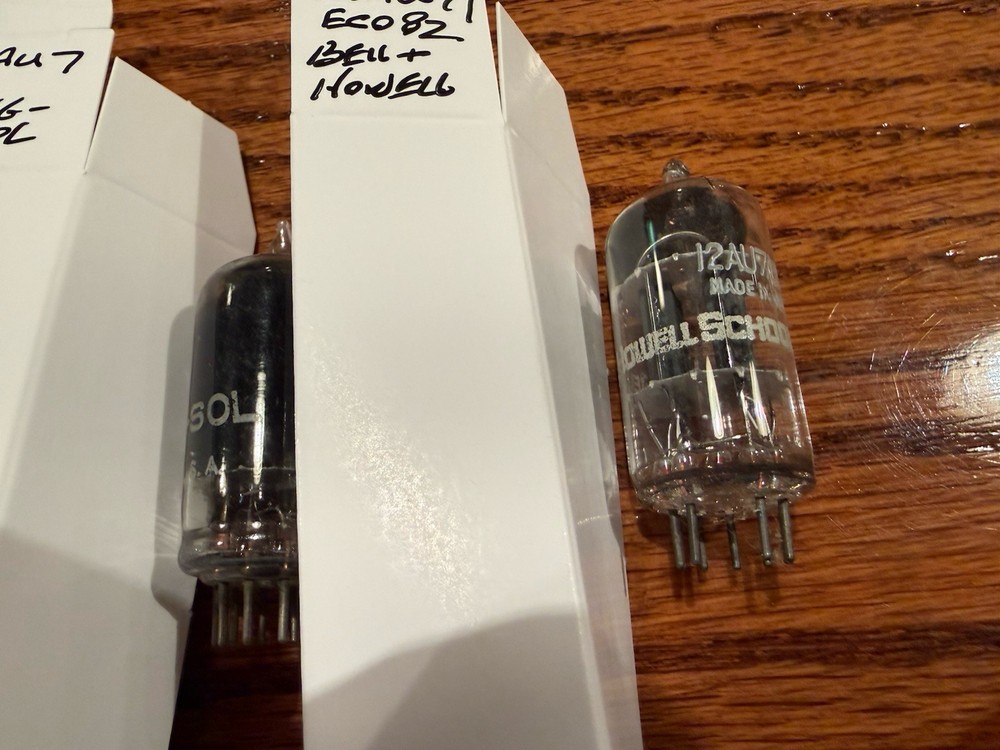 12AU7 Tube