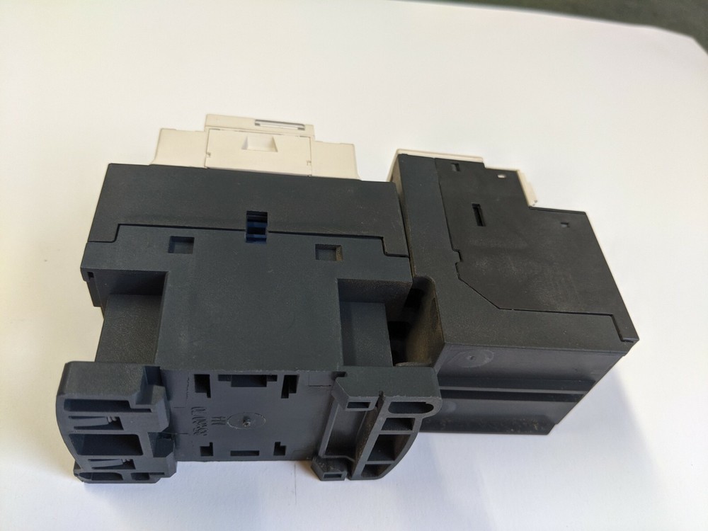 Telemecanique Square D LC1D09 Contactor & LRD05 Overload Relay
