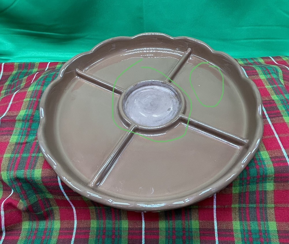 VTG Farm Dome Cake/Cheese Crackers Multi Purpose Ceramic Platter Reversible Base