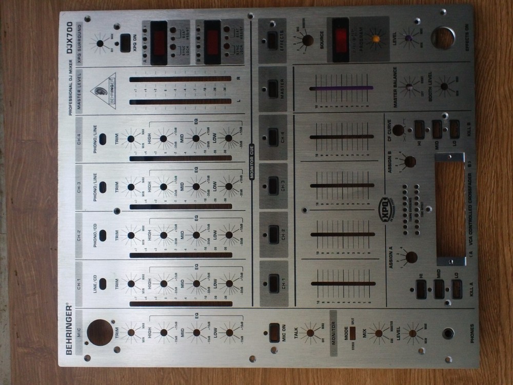 FACE PLATE FOR BEDJX 700 MIXER. PULLED PART ONLY. SLIGHTLY USED.