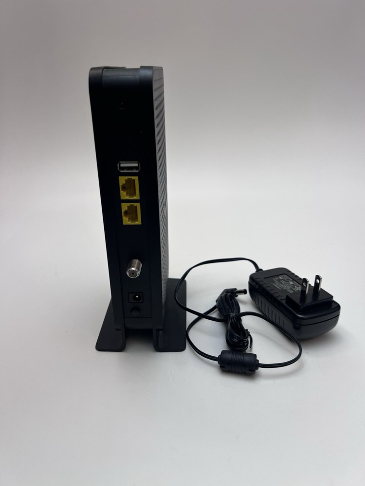 NETGEAR N3000 WIFI CABLE MODEM ROUTER C3000