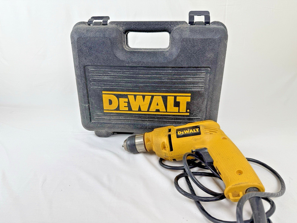 DeWalt DW106  3/8” Corded Variable Speed Drill Great Condition