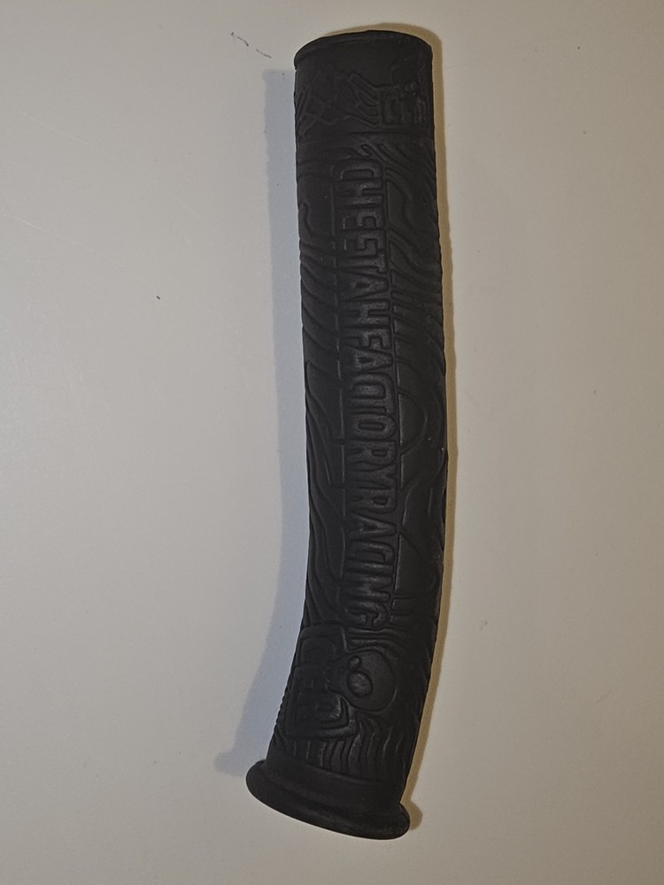 CFR BLACK SNOWMOBILE HANDLE BAR GRIPS