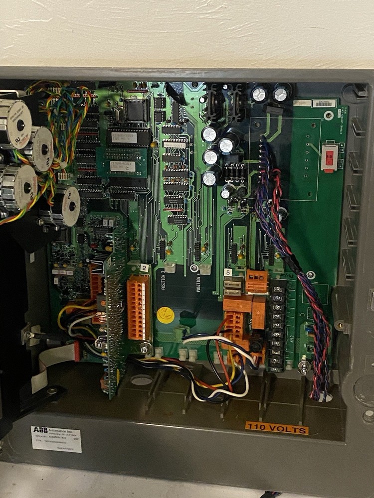 ABB COMMANDER 1900 CHART RECORDER 1951JAA01100090STD