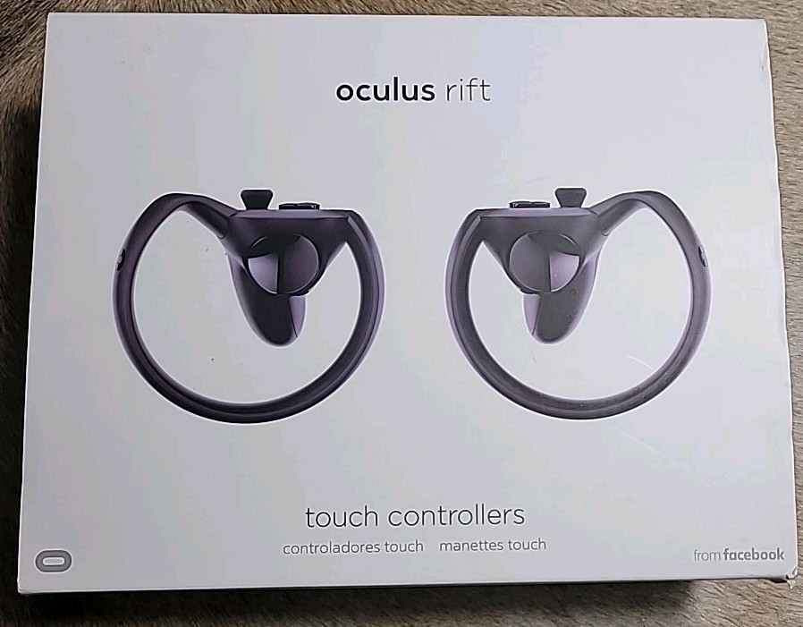 Meta Oculus Rift CV1 Touch Controllers Box Virtual Reality