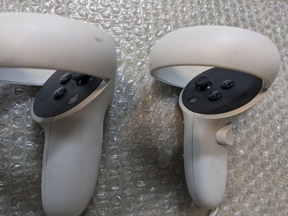 GENUINE Oculus Meta Quest 2 VR Controller Pair - Left and Right Controllers ONLY