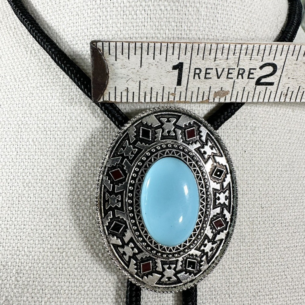 Western Turquoise Silver Tone Bolo Tie