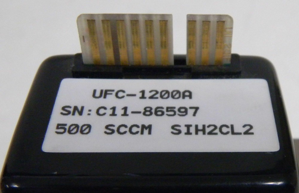 Unit UFC-1200A Mass Flow Controller, Gas- SiH2CL2, Range- 500 SCCM, Used