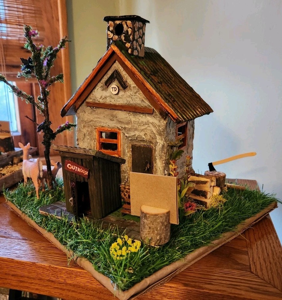Diorama: Rustic Hunter's Cabin Display