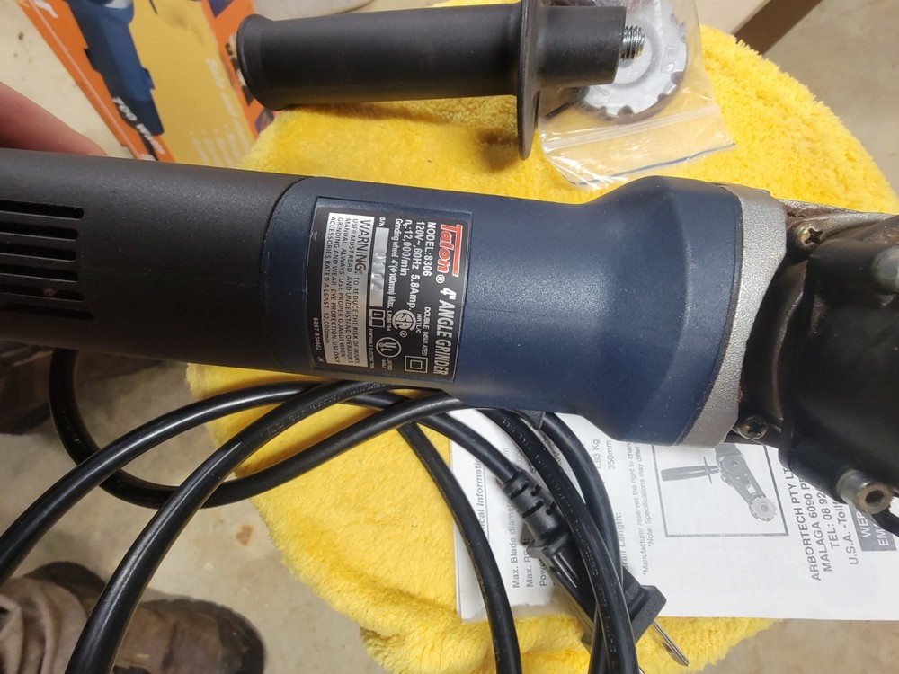 Arbor Tech Mini Grinder. Cutting, Carving, Sanding + Bits and Sander Attachments