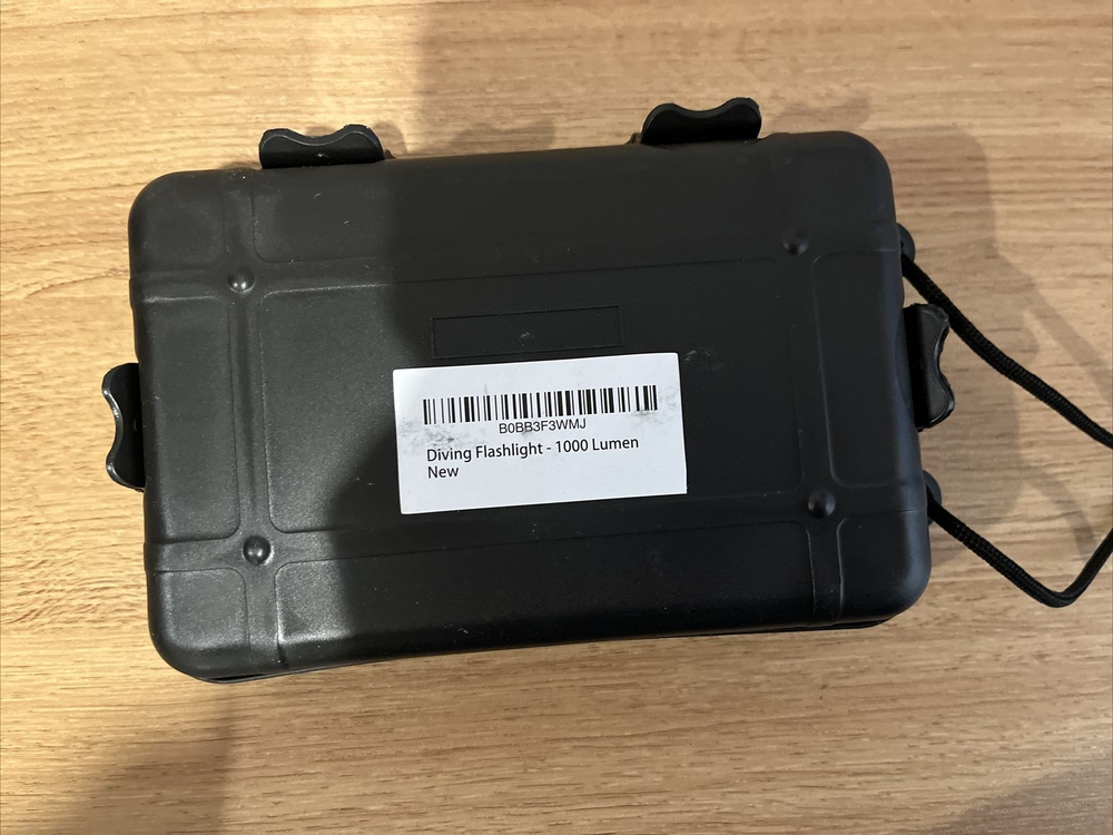 Dive Flashlight 1000 Lumens LED Flashlight Scuba Flashlight NEW