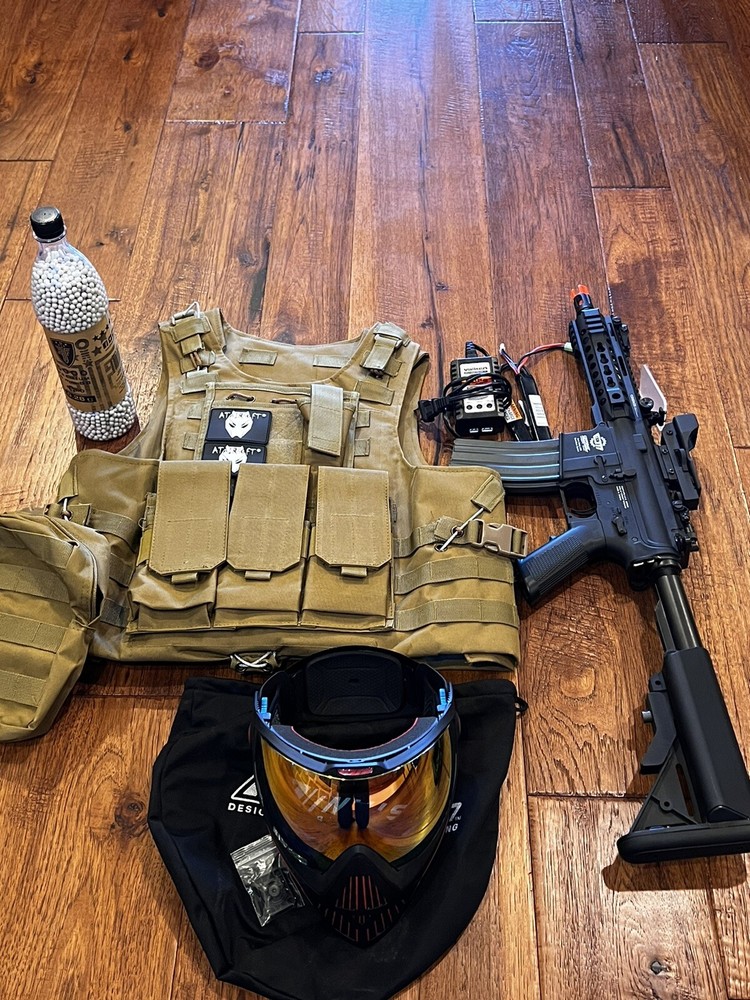 Barely Used Airsoft Rifle Package
